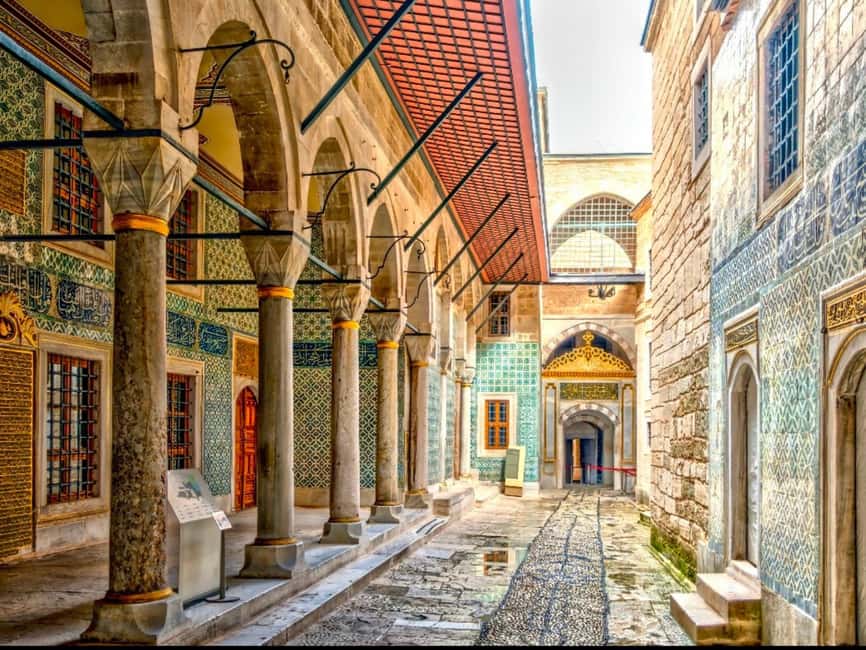 Istanbul: Topkapi Palace and Harem Ticket with Audio Guide - Key points to know before booking