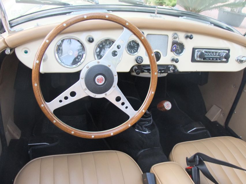 Javea: Classic Car 1/2 Day Self-Guided Tour - Choosing between the coast and the mountains