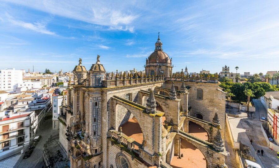 Jerez de la Frontera: Cathedral of Jerez Ticket & Audioguide - The bell tower and the missing tower guide