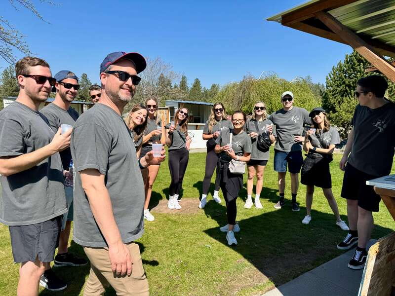 Kelowna: E-Bike Bee Tour w/ Tastings, Lunch, and Audioguide - Key points to know