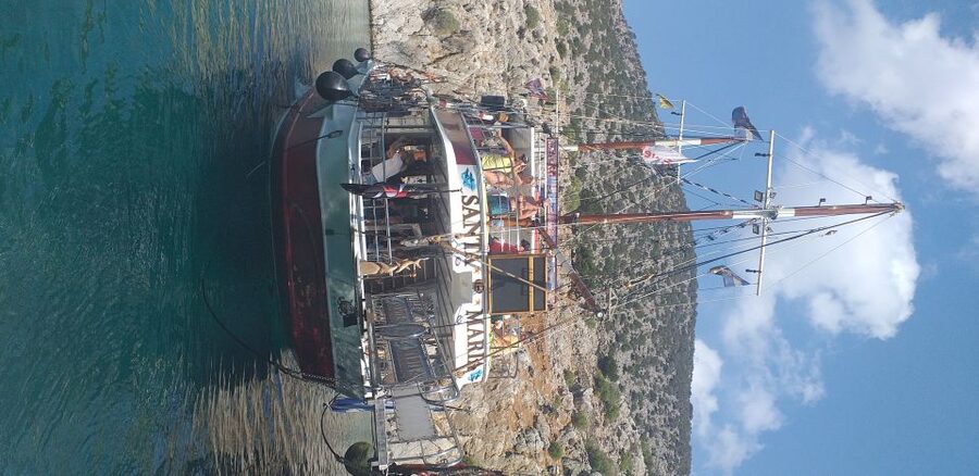 Kos: 3-Island Cruise with Lunch, Swimming and Audio Guide - Greek BBQ, drinks, and the onboard mood