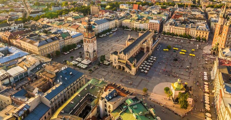 Krakow: Old Town Audio-Guided Walking Tour with Headset - Planty Garden Chain and the edge of the Old Town