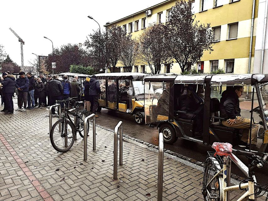 Krakow: Private Panoramic Tour by Golf Cart with Audio Guide - Who should book this Krakow golf-cart tour?