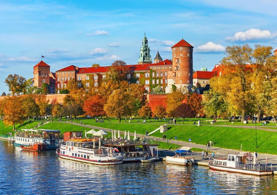 Krakow: Private Panoramic Tour by Golf Cart with Audio Guide - The audio guide and the English-speaking driver