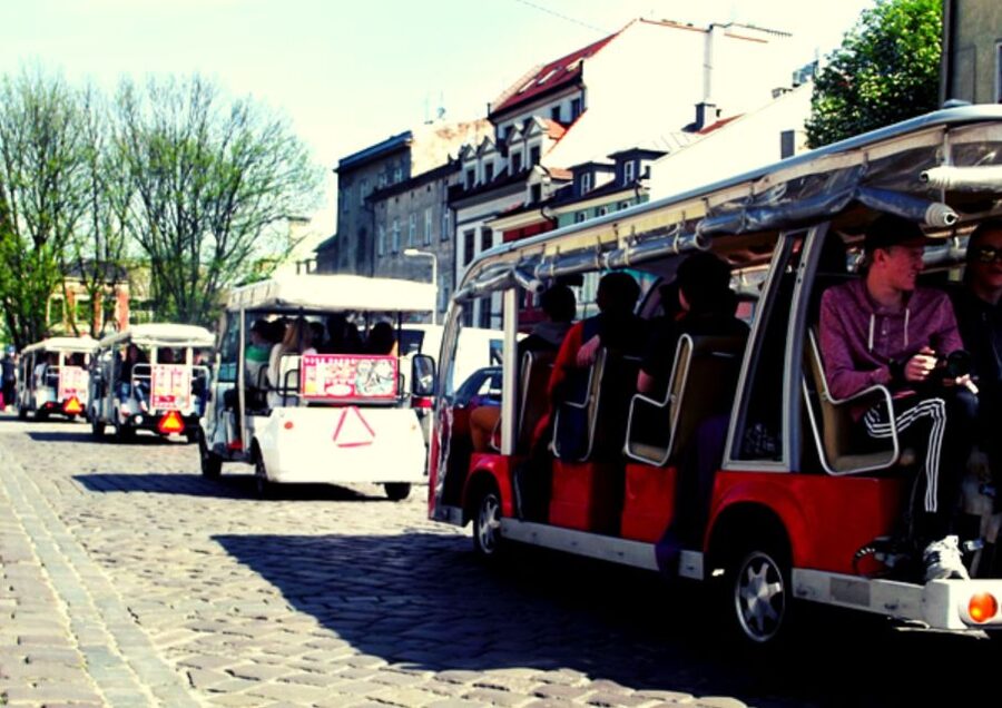 Krakow: Private Panoramic Tour by Golf Cart with Audio Guide - Price and value for a private group