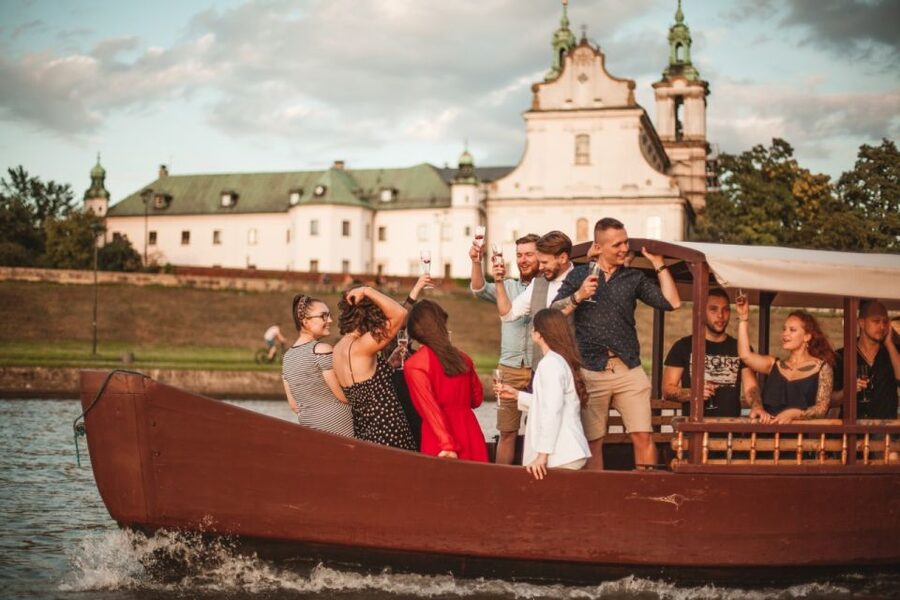 Krakow: Vistula Night Cruise by Gondola w/ Audio Commentary - Is $19 good value for an hour on the Vistula?