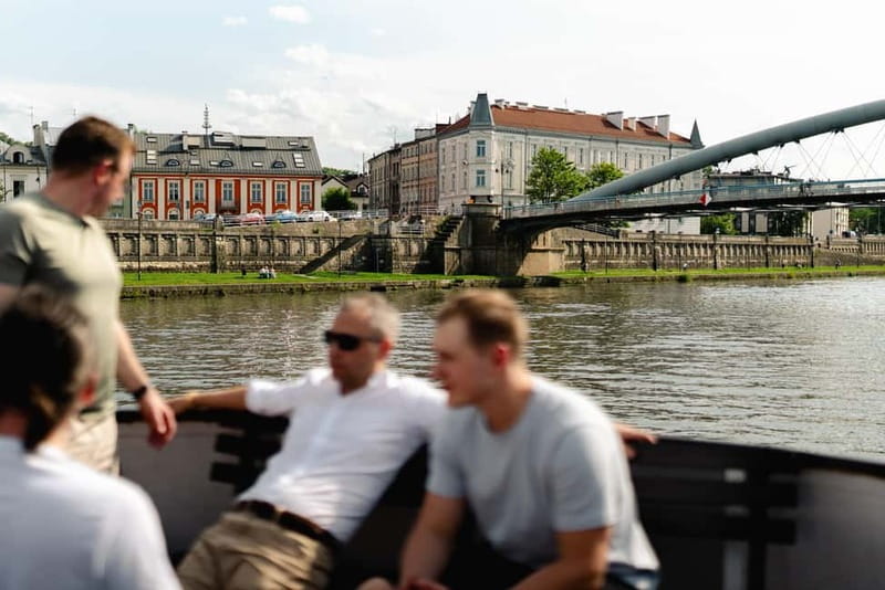 Krakow: Vistula River Sightseeing Cruise with Audio Guide - What the audio guide is really like