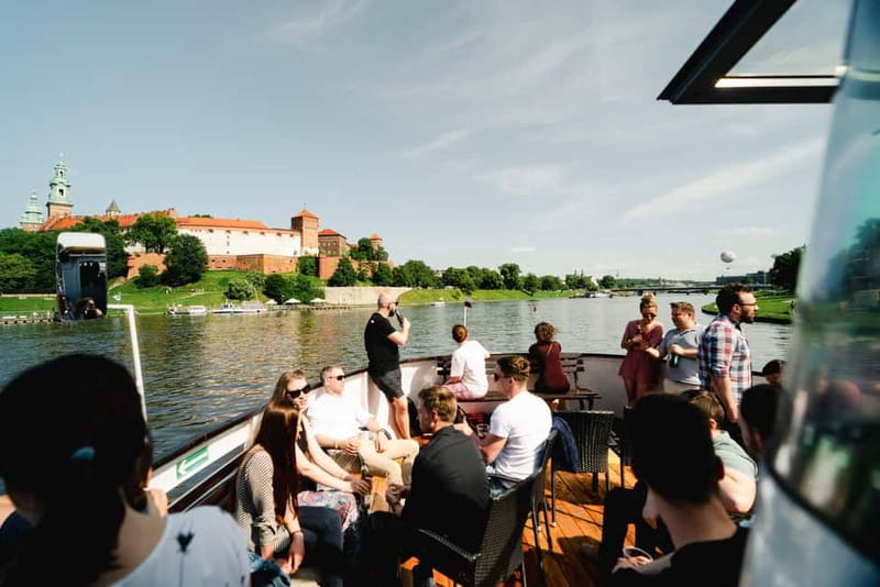 Krakow: Vistula River Sightseeing Cruise with Audio Guide - Finding the dock at bulwar Czerwieński 3