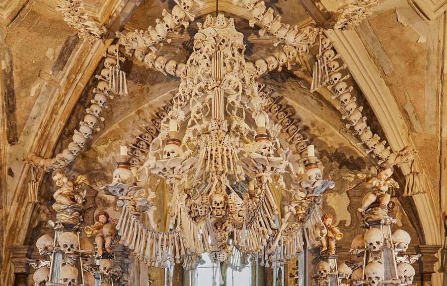 Kutná Hora: Sedlec Ossuary Skip-the-Line Ticket & Audioguide - How the English audioguide changes the visit