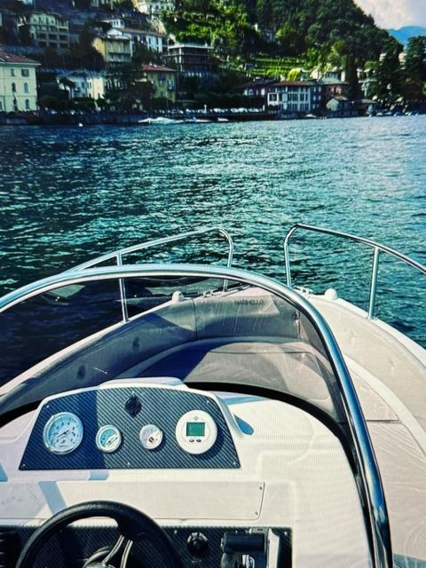 Lake Como: Self-Drive Boat Rental - Getting Comfortable at the Controls