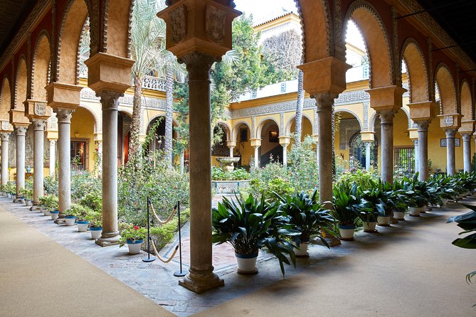"Las Dueñas" Palace ticket + Audioguide - Why Las Dueñas feels different from Seville’s larger monuments