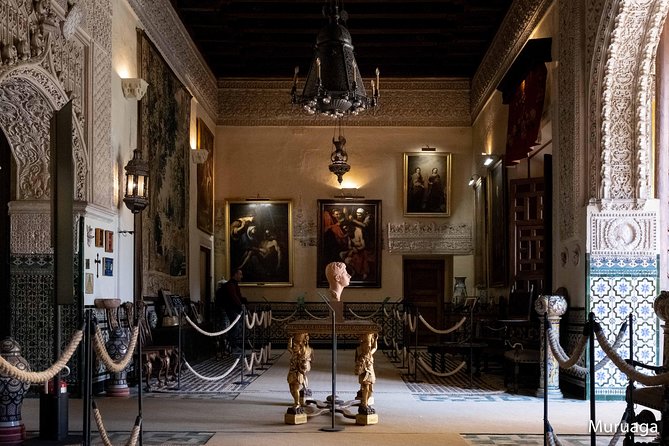 "Las Dueñas" Palace ticket + Audioguide - Interior rooms, antiques, and personal mementoes