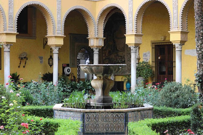 "Las Dueñas" Palace ticket + Audioguide - Is $18.57 good value?