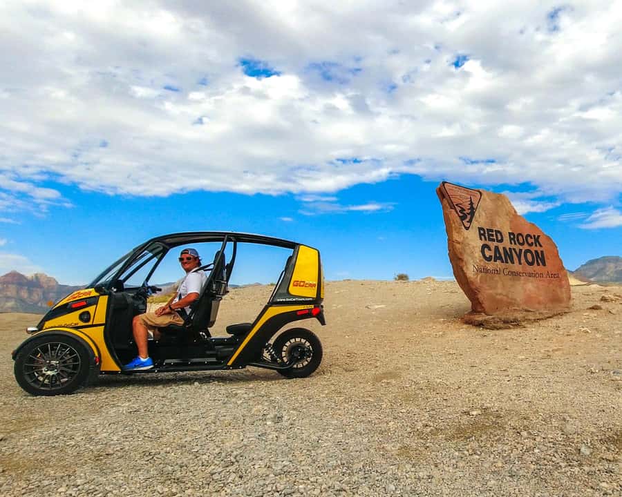 Las Vegas: Red Rock Canyon Ticket and Audio Tour in a GoCar - The drive from Las Vegas to Red Rock Canyon