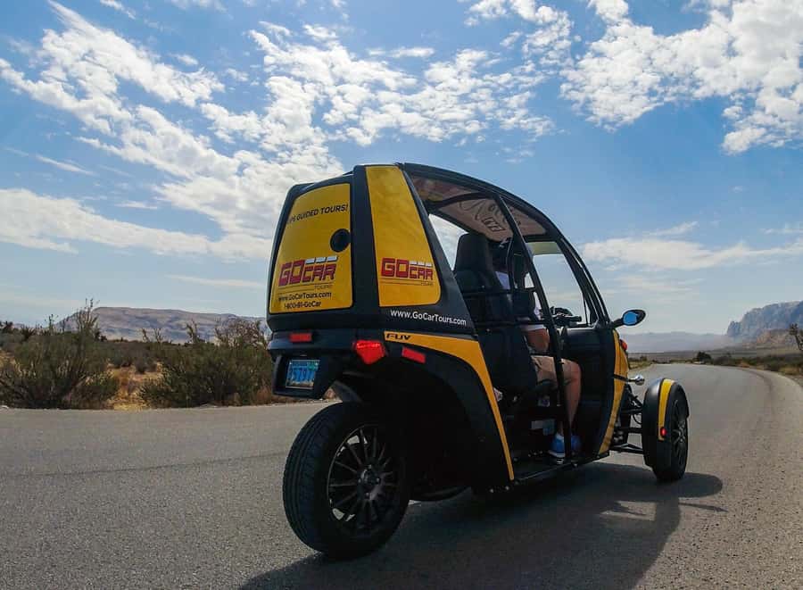 Las Vegas: Red Rock Canyon Ticket and Audio Tour in a GoCar - Photo stops, short walks, and the value of your own pace