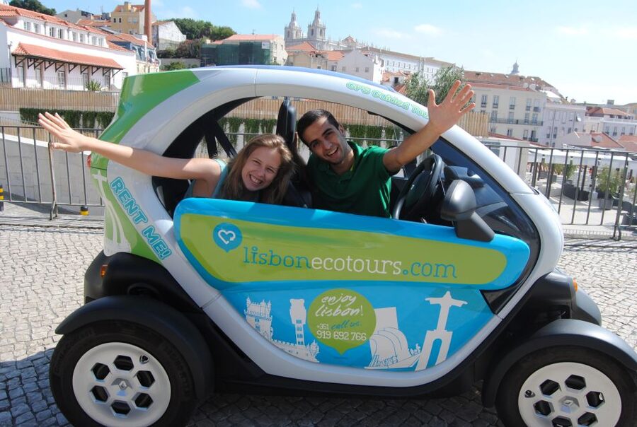 Lisbon 6H Ride in an Electric Car & GPS Audio Guide - Key points to know
