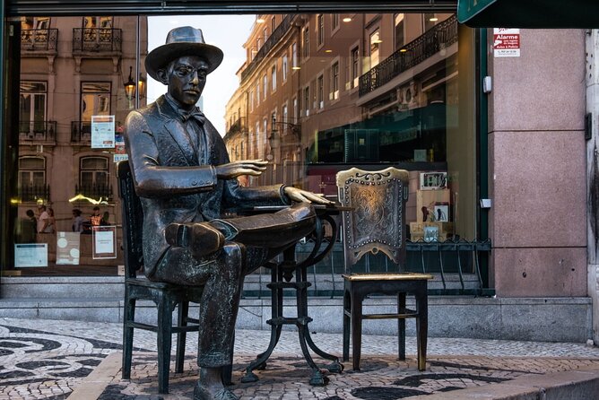 Lisbon (Chiado-Baixa) Scavenger Hunt and Sights Self-Guided Tour - Santa Justa Lift is the route’s signature sight