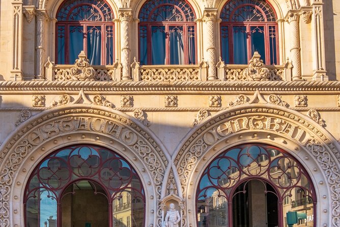 Lisbon (Chiado-Baixa) Scavenger Hunt and Sights Self-Guided Tour - Fernando Pessoa adds a literary touch