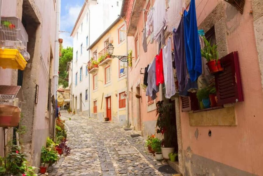 Lisbon: City Audio Guide with 24-Hour Transportation Pass - A useful Lisbon pass with a self-guided format