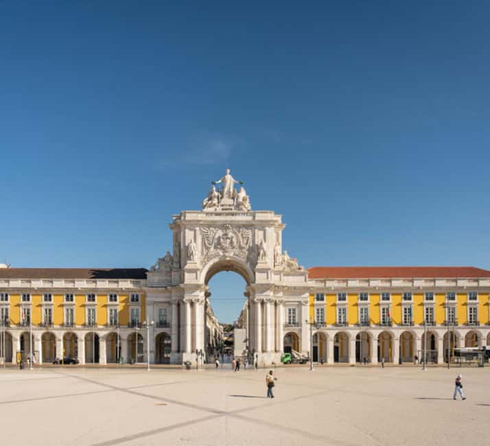 Lisbon: City Audio Guide with 24-Hour Transportation Pass - Starting at Rossio Square with Alex or the host