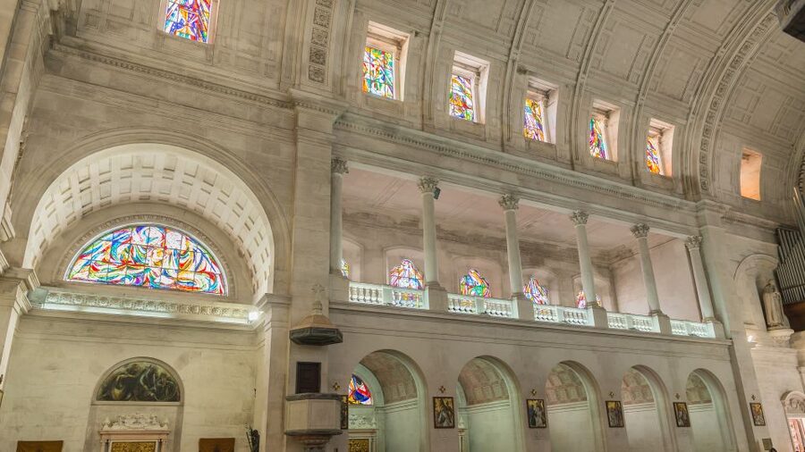 Lisbon: Fátima & The Shepherd Children Home Self-Guided Tour - Mass, prayer, and time to set your own pace