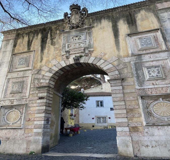 Lisbon: São Jorge Castle E-Ticket and Audio Guide - Optional Lisbon city and Belém additions