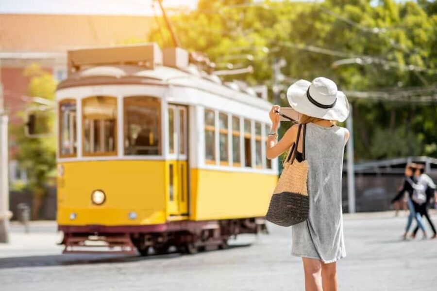 Lisbon: Tram 28 Entry Ticket & Audio Guide with 24-Hour Pass - Meeting the host at Rossio Square