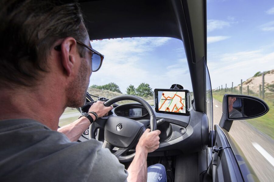 Lisse: Self-Drive Electric Car Dune and Beach Audio Tour - Listening to the Audio Guide While You Drive