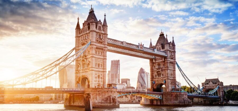 London: App-Based Walking Tour with 30 Stops - Starting beside the Thames and finding the London Eye view