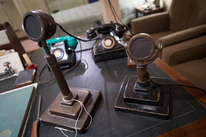 London: Churchill War Rooms Ticket & Political London Audio Tour - How the visit works on King Charles Street