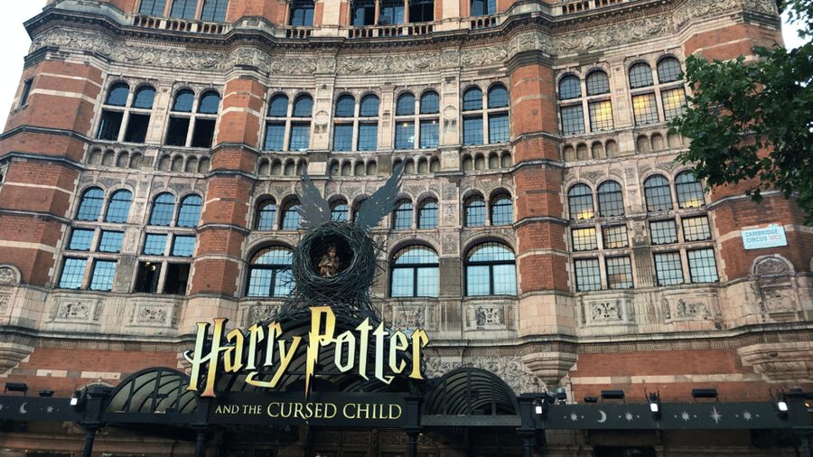 London: Harry Potter Movie Location Tour with an APP - Trafalgar Square and the route into wizarding London
