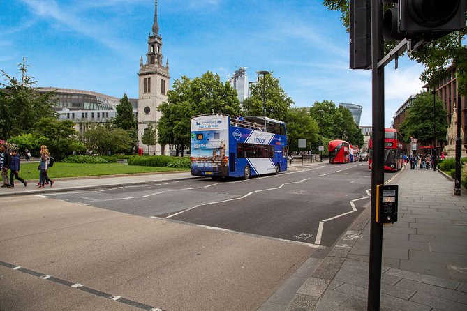 London Panoramic Open Top Bus Tour with Audio Guide - Westminster Abbey and Big Ben