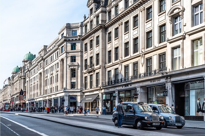 London’s Crown Secret: Self-Guided Royal Puzzle Quest - The quieter turn into St James’s