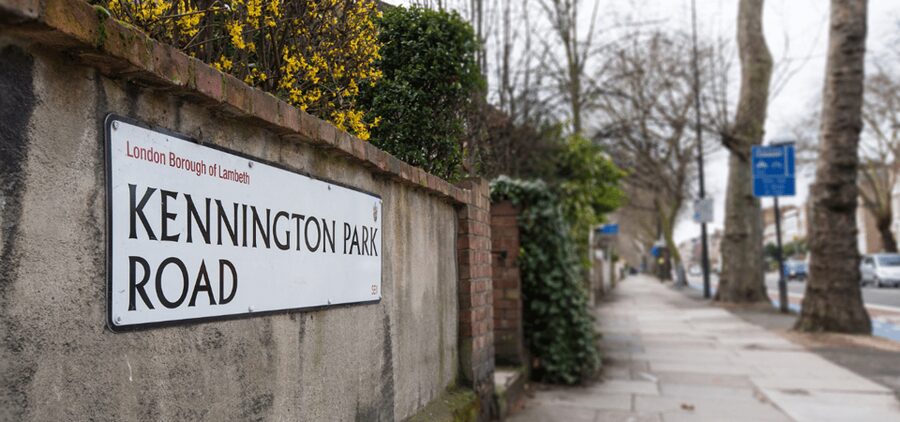 London: Self-Guided Notting Hill Walking Tour with an APP - St Luke’s Mews and the film connection