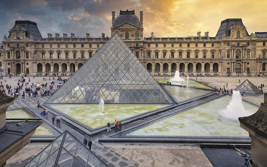 Louvre Museum Timed Entrance Ticket with Audio Guide - Who should book this Louvre ticket?