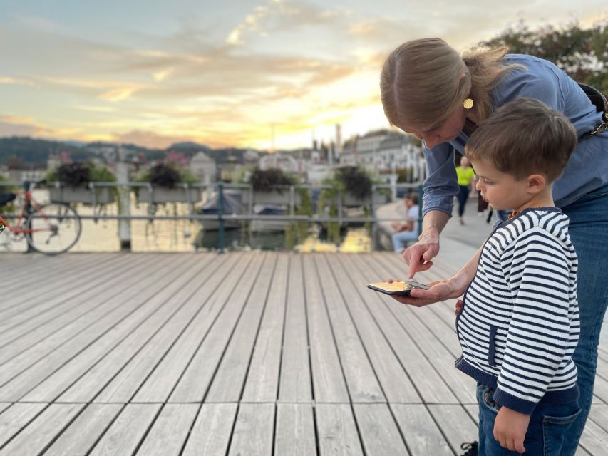 Lucerne: Smartphone walking tour - cool Lucerne old town - The free watch museum