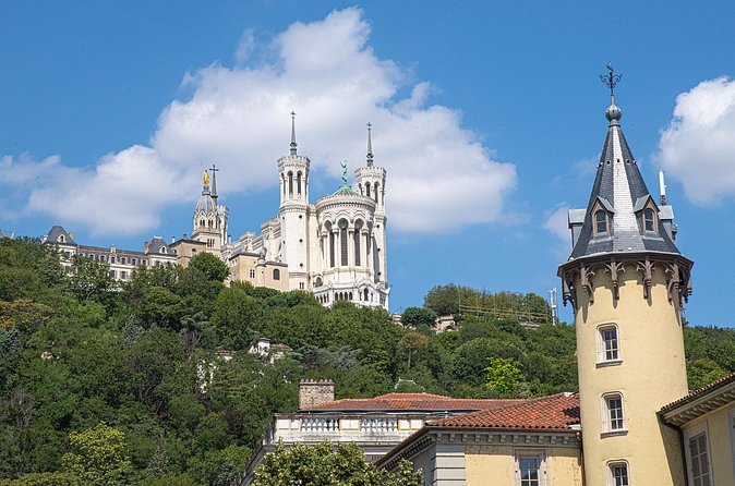 Lyon Hop-On Hop-Off Tour with Audio Commentary - Fourvière: the best view and the biggest timetable risk