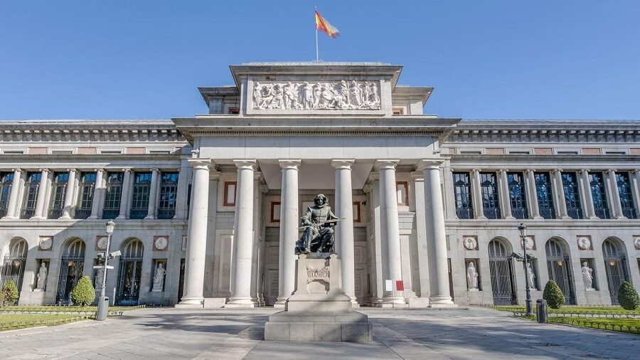 Madrid Audioguide - TravelMate app for your smartphone - A self-guided Madrid tour that fits your own day