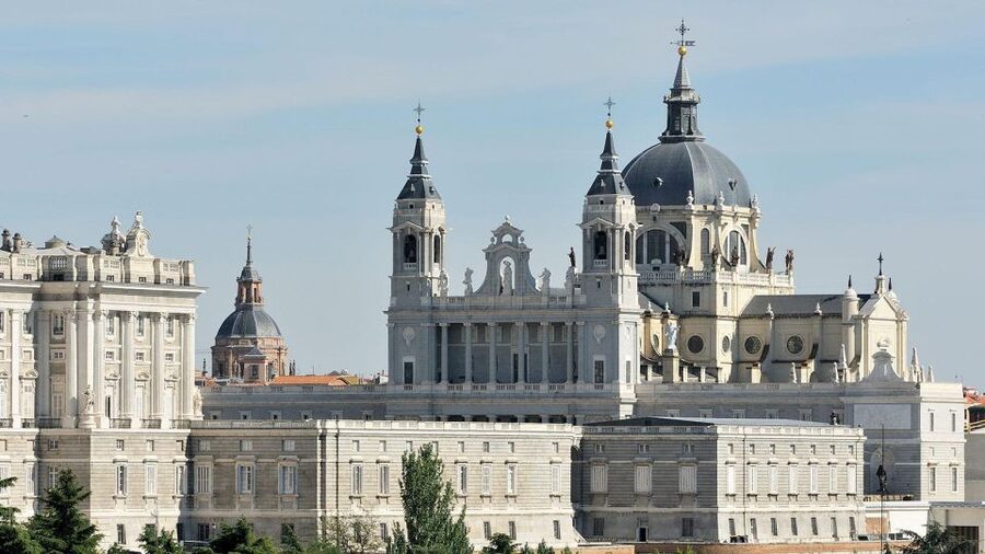 Madrid Audioguide - TravelMate app for your smartphone - Museums: Reina Sofía, Thyssen, Cerralbo, and Lázaro Galdiano