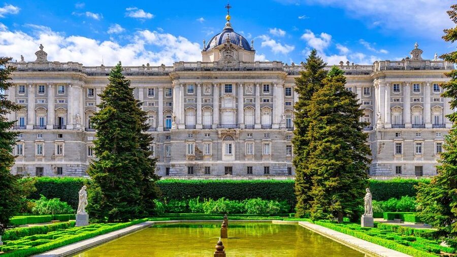 Madrid Audioguide - TravelMate app for your smartphone - Retiro Park, Cibeles, and Puerta de Alcalá
