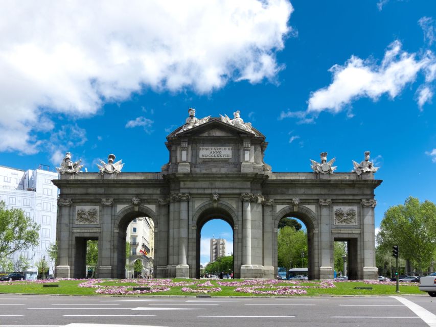 Madrid: El Retiro Park & City Sightseeing Audio Tour - Is $17 good value?