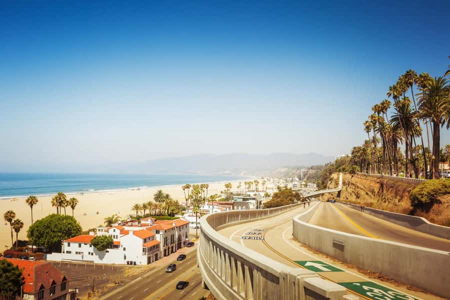 Malibu: Coastal Gems Scenic Driving Tour with Audio Guide - Key points to know before you drive