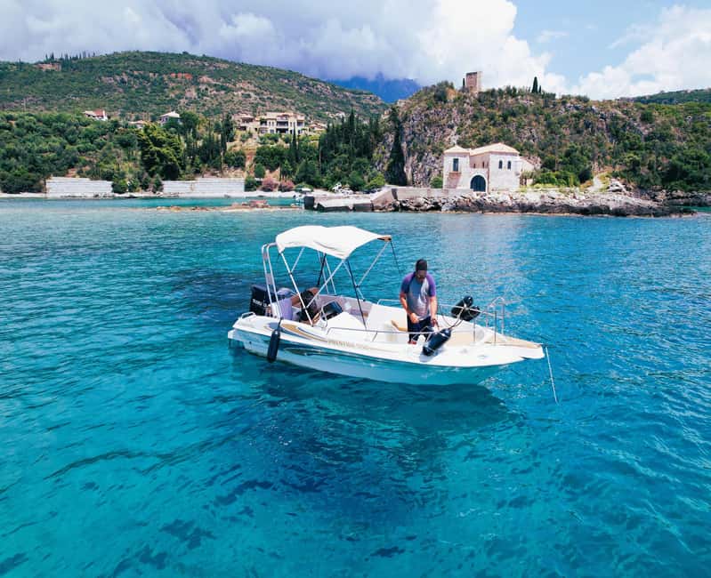 Mani Boats Kardamili - Rent self drive motorboats - Leaving Kardamili harbor with Sabrina and Andreas
