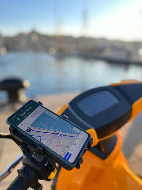 Marseille: Electric Motorcycle Rental with Smartphone Guide - Starting at the Old Port