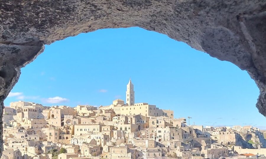 Matera: Sassi di Matera Historical Self-Guided Audio Tour - The twentieth-century story behind the stones