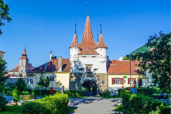 Medieval Brașov: Interactive City Game & Walking Tour - Rope Street brings the game into a tight space