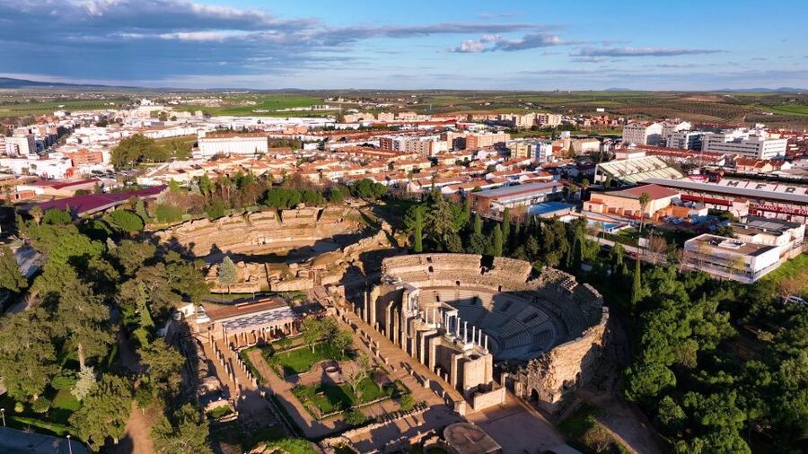 Mérida: Roman Theatre E-ticket with Audio Tour - Key points at a glance