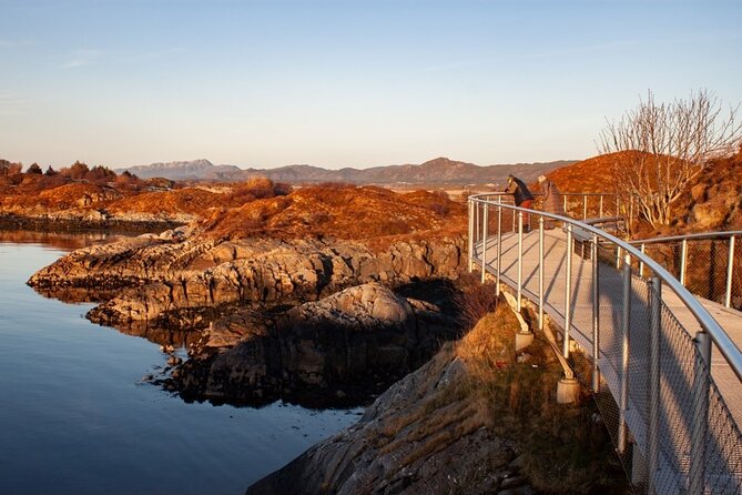 Molde and Atlantic Ocean Road Audio Tour - Molde landmarks, roses, and the Hotel Seilet
