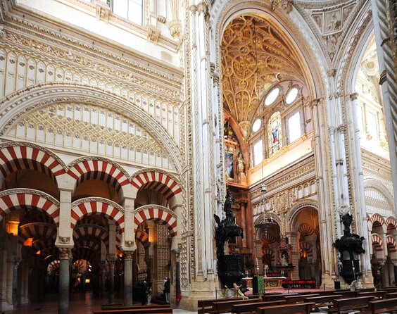 Mosque-Cathedral of Córdoba E-Ticket with Audio Guide - What the Córdoba Mosque-Cathedral ticket gives you