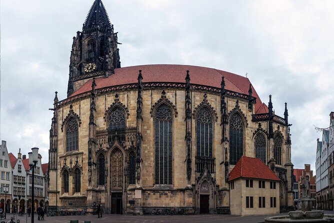 Münster Scavenger Hunt and Sights Self-Guided Tour - Solving questions instead of following a script
